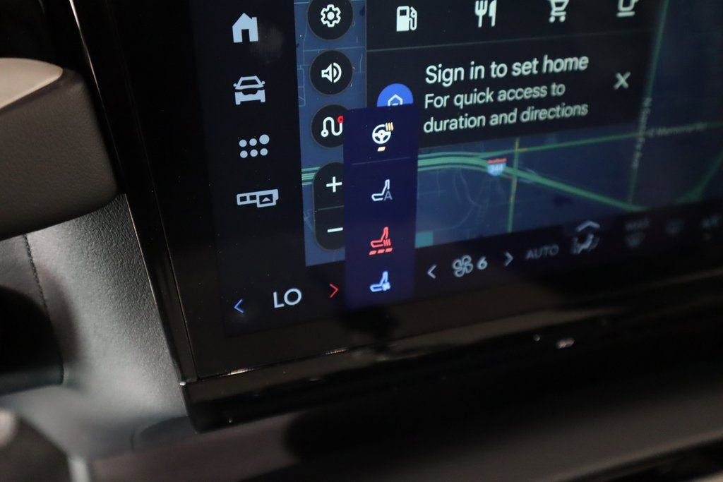 New 2025 Lincoln Navigator Reserve w/ Jet Appearance Package image 7