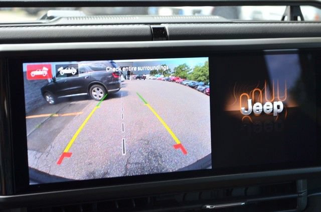 New 2026 Jeep Wrangler Unlimited Sahara AWD/4WD image 30