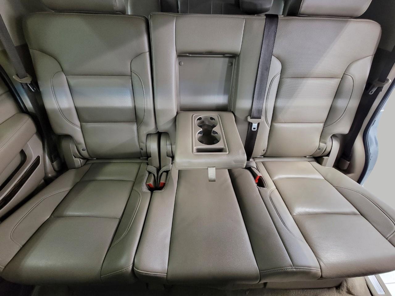 Used 2020 GMC Yukon SLT w/ Open Road Package image 21