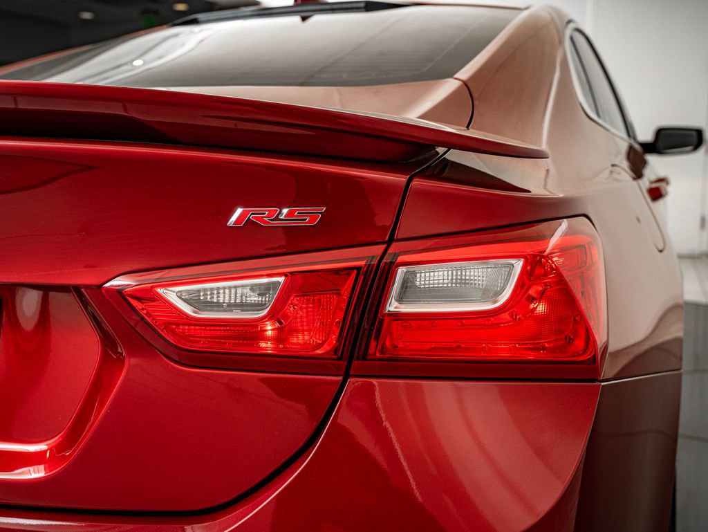 Used 2024 Chevrolet Malibu RS FWD image 14