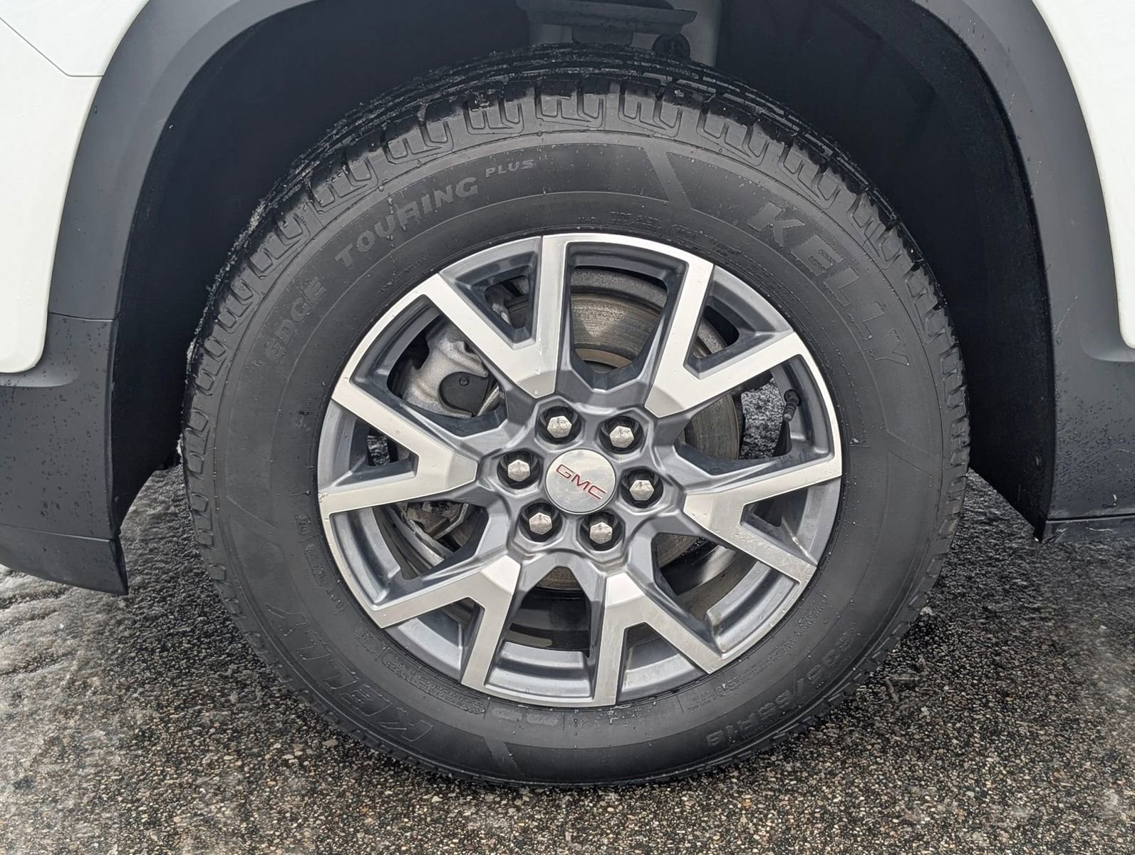 Used 2023 GMC Acadia SLT image 43