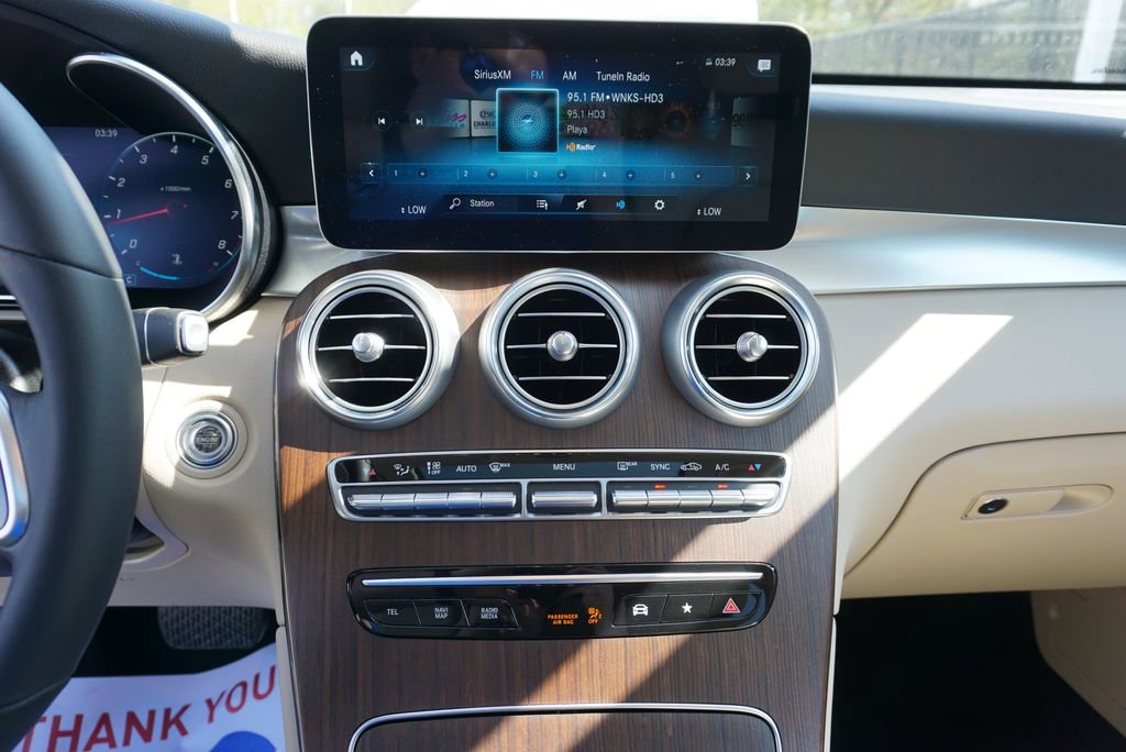 Used 2022 Mercedes-Benz GLC 300 4MATIC Coupe image 25