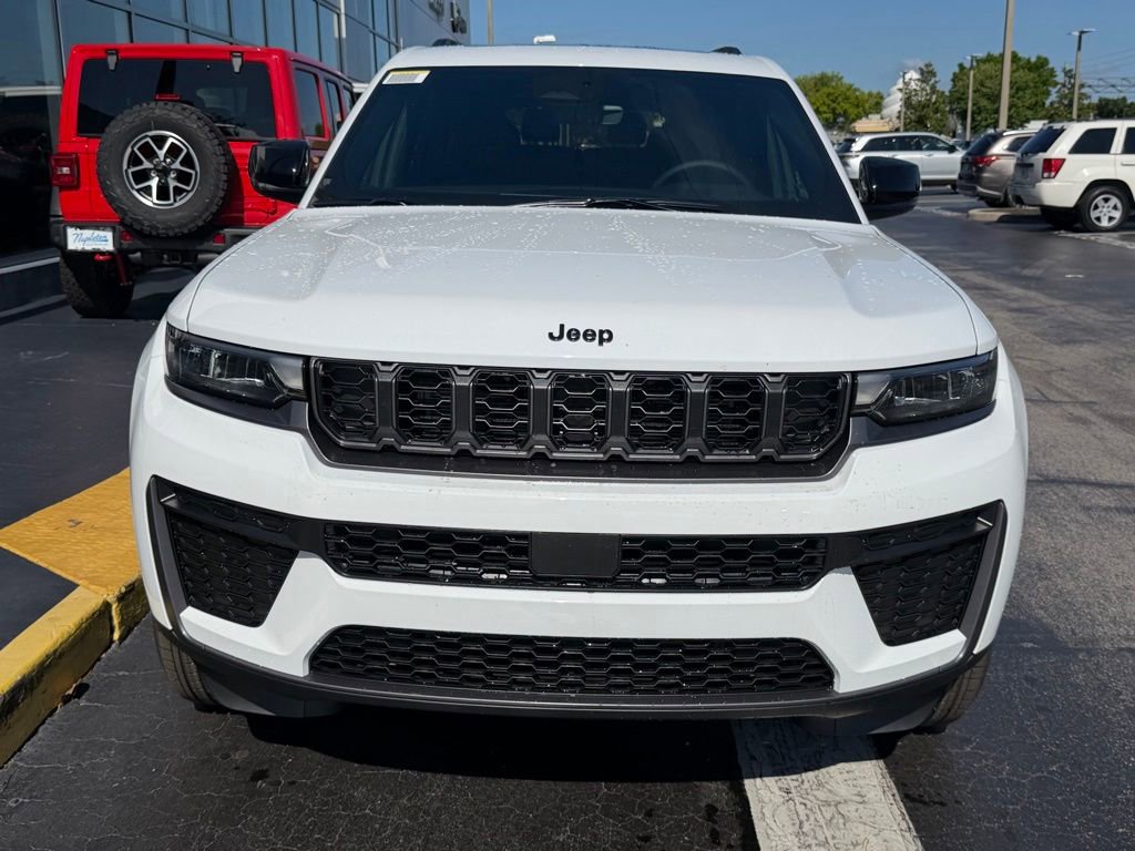 New 2026 Jeep Grand Cherokee L 4WD image 2