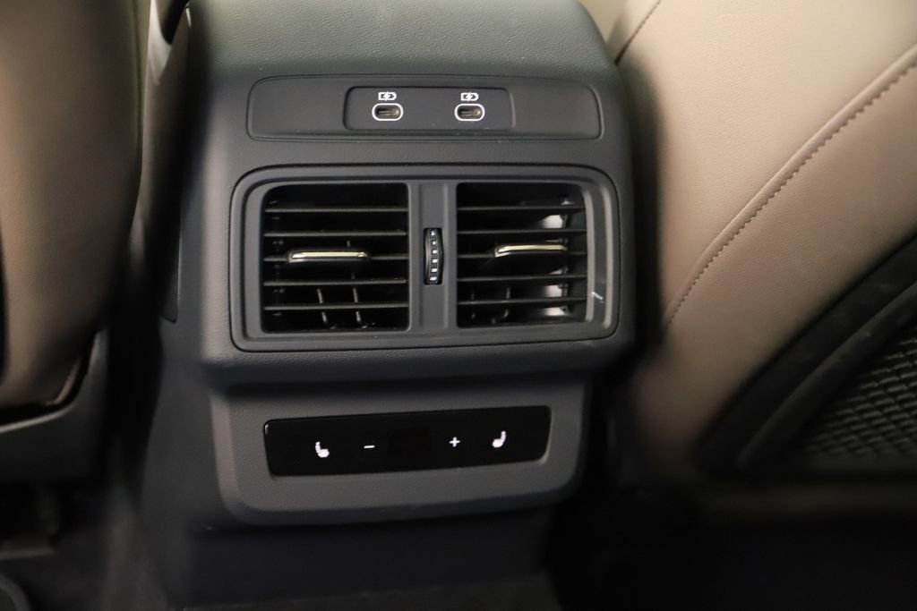 Certified 2025 Audi Q5 Prestige image 22