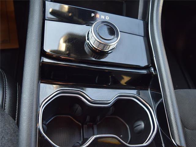 Used 2023 Jeep Grand Cherokee L Laredo image 16