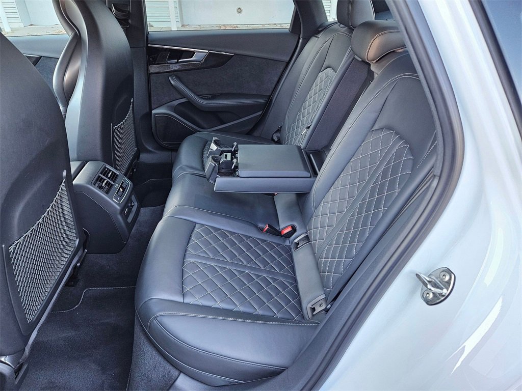 Used 2024 Audi S4 Prestige w/ Prestige Package image 21