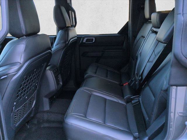 New 2025 Ford Bronco Badlands image 14