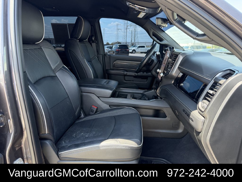 Used 2025 RAM 2500 Limited AWD/4WD image 34