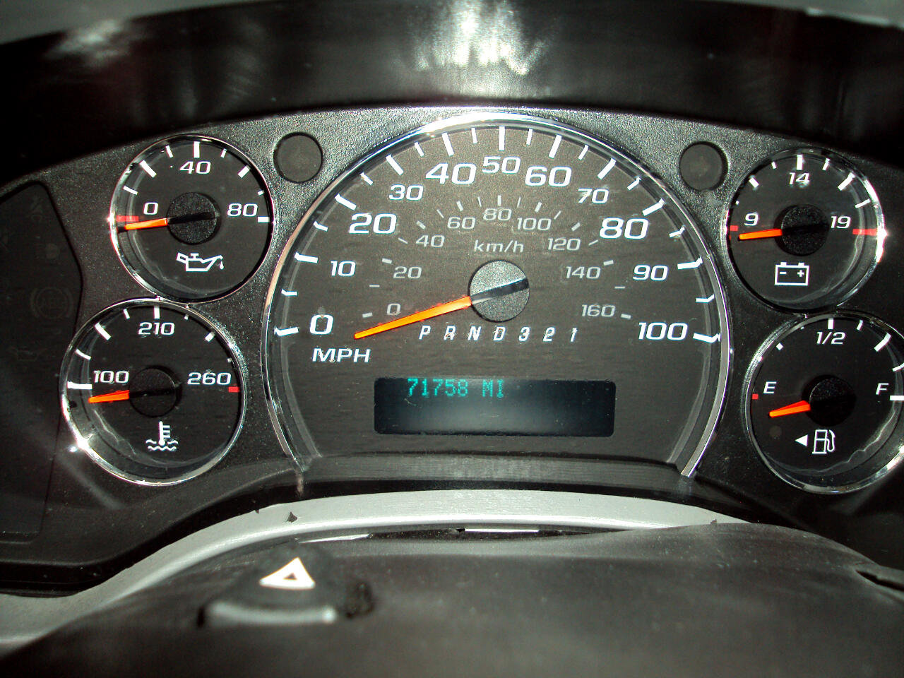 Used 2014 Chevrolet Express 1500 AWD image 25