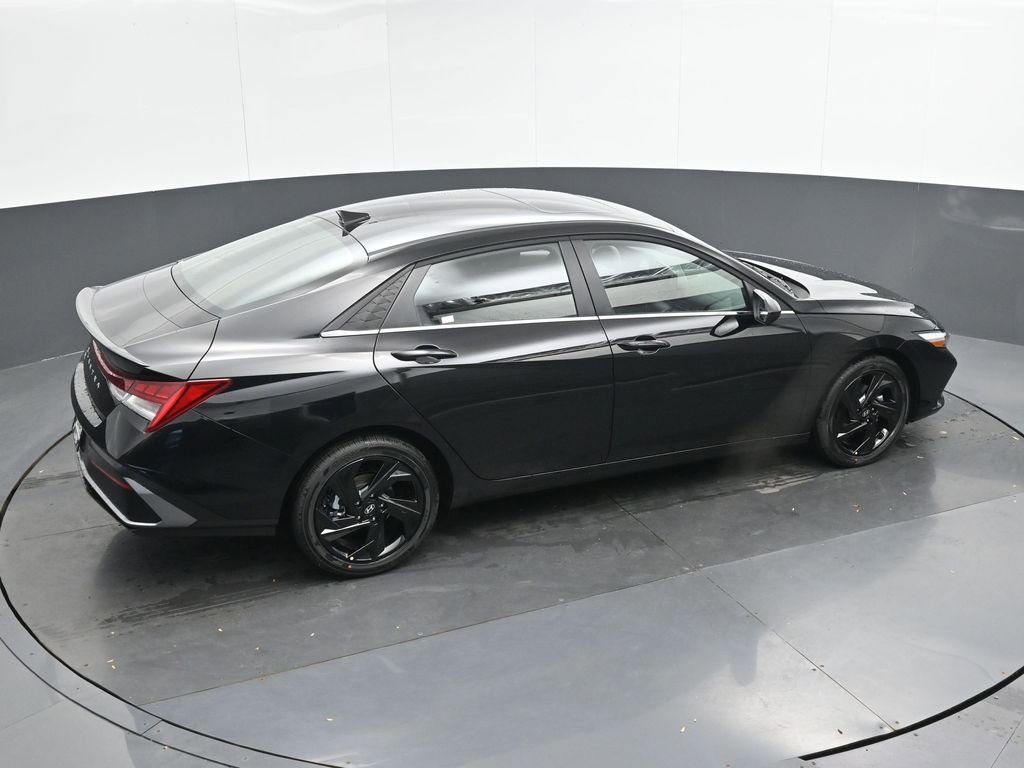 Used 2026 Hyundai Elantra SEL Sport Premium FWD image 38