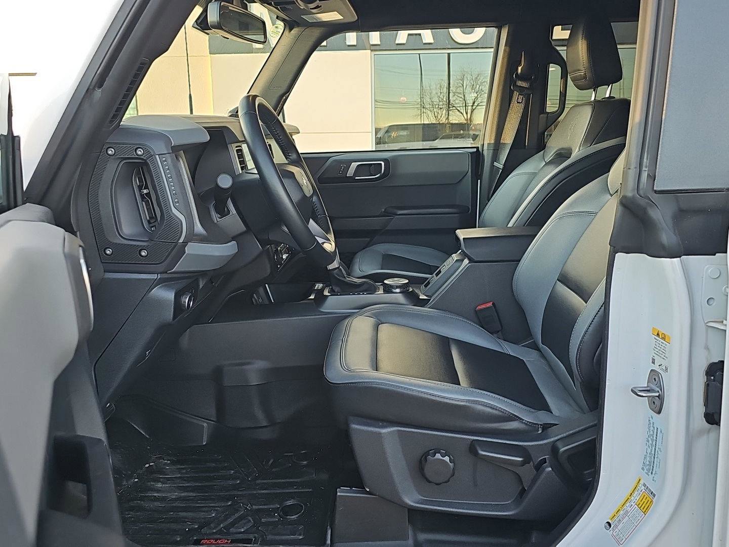 Used 2024 Ford Bronco Big Bend w/ Sasquatch Package image 3