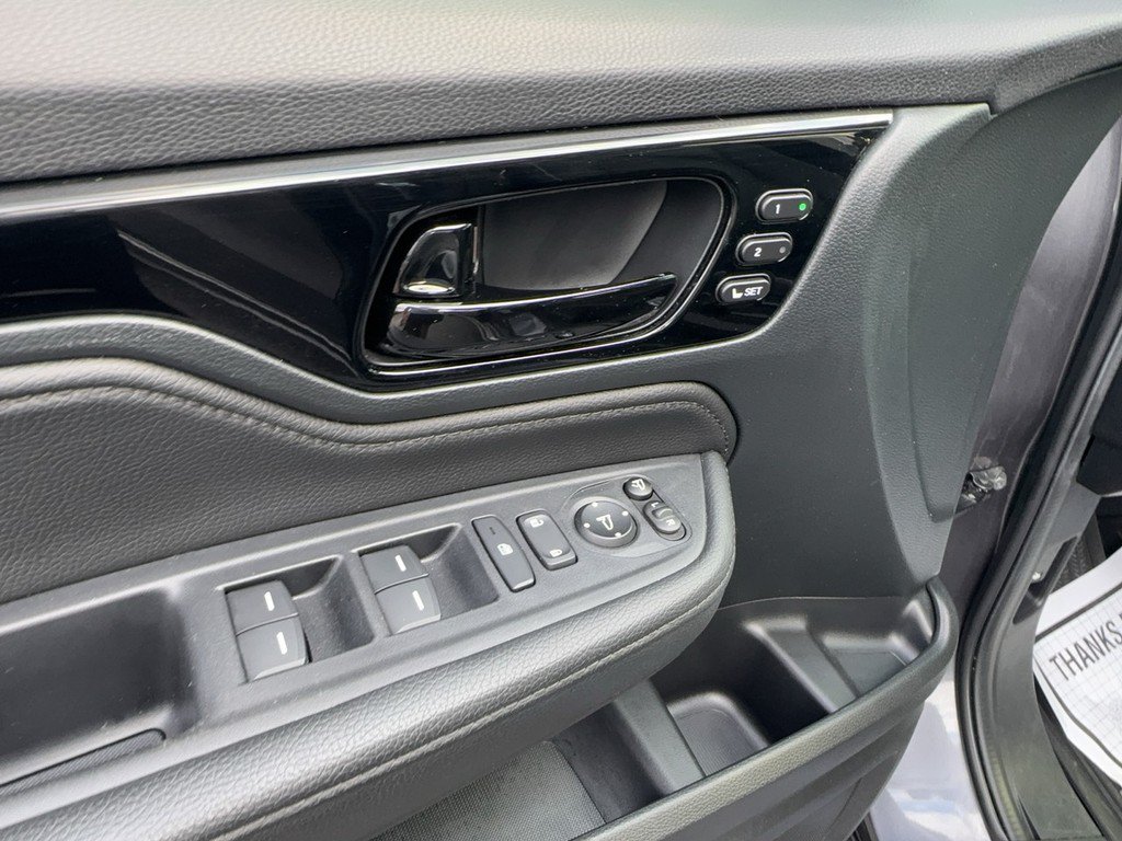 Used 2024 Honda Odyssey Elite image 21