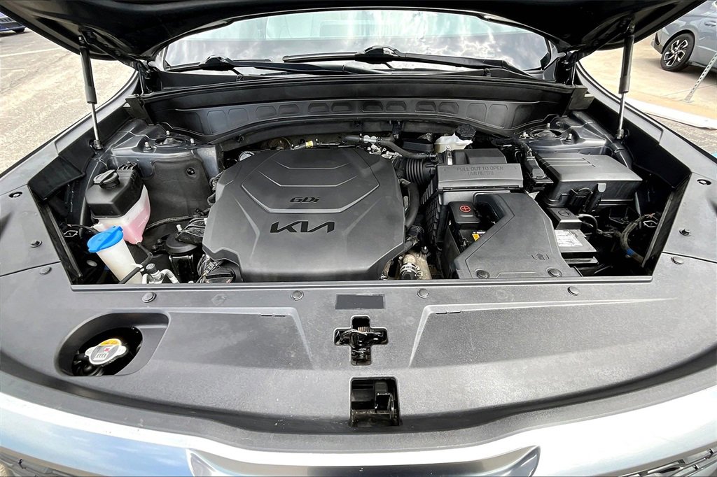 Used 2022 Kia Telluride SX w/ Nightfall Edition Package image 10