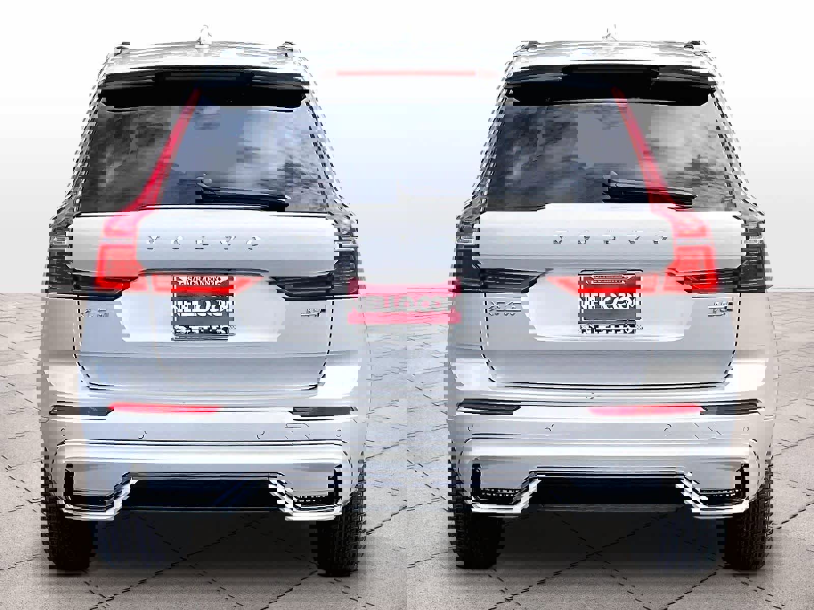 Used 2025 Volvo XC60 B5 Core AWD/4WD image 6