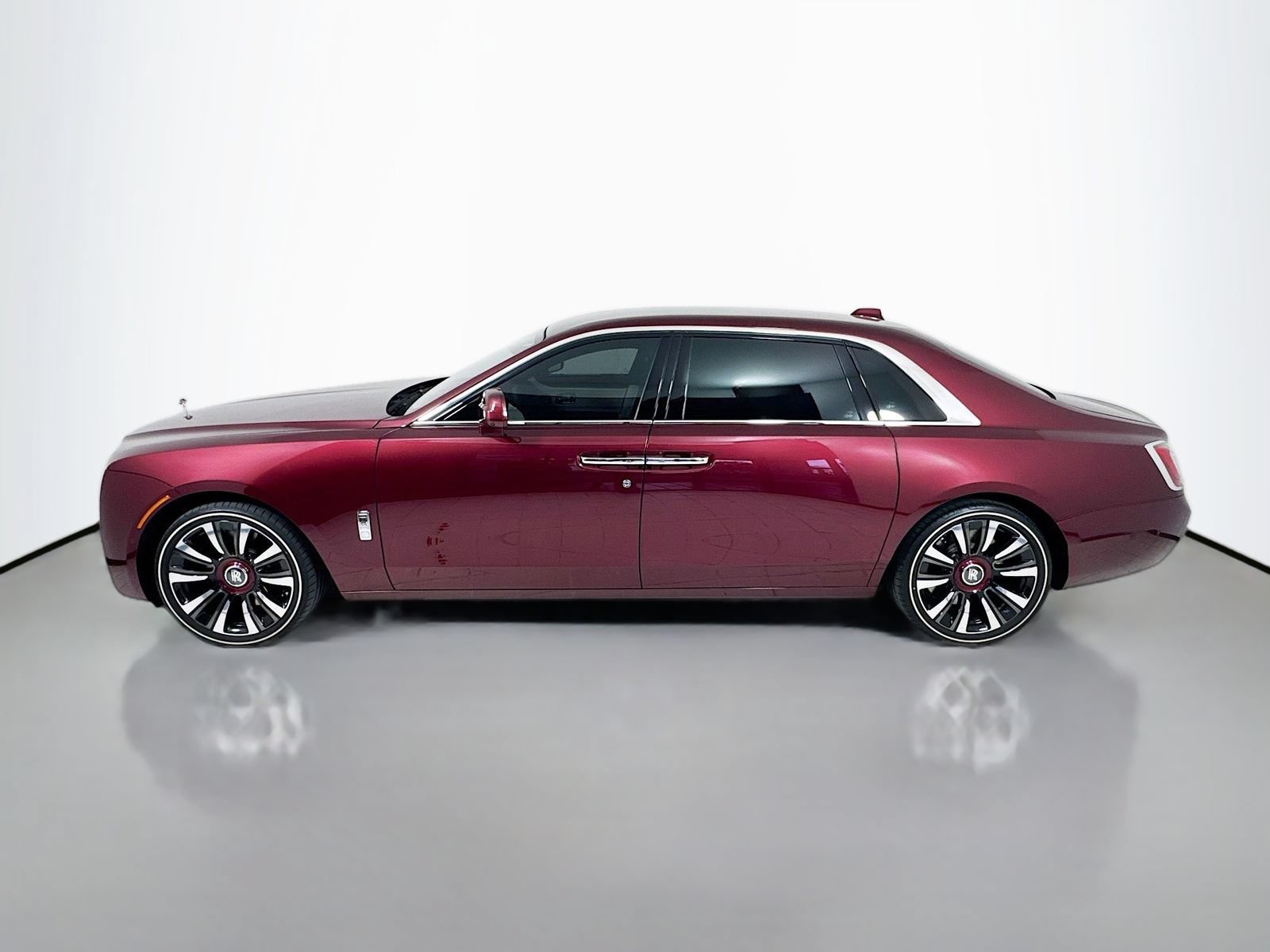 Certified 2024 Rolls-Royce Ghost Extended Wheelbase AWD/4WD image 3