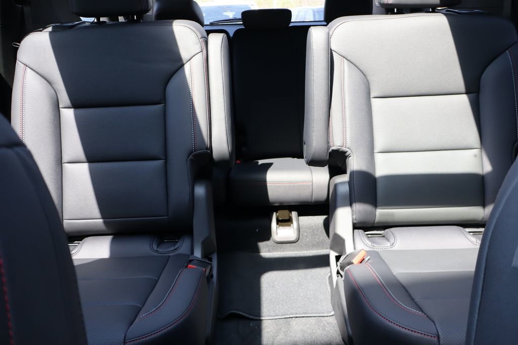 New 2026 Chevrolet Traverse Z71 w/ Enhanced Driving Package AWD/4WD image 43