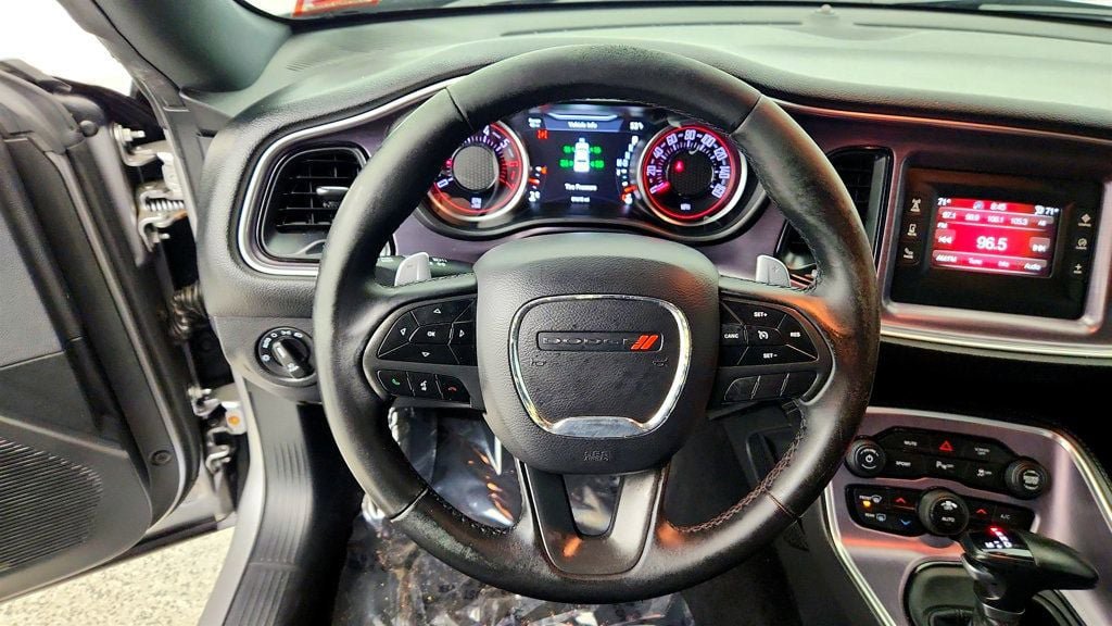 Used 2017 Dodge Challenger R/T RWD image 13
