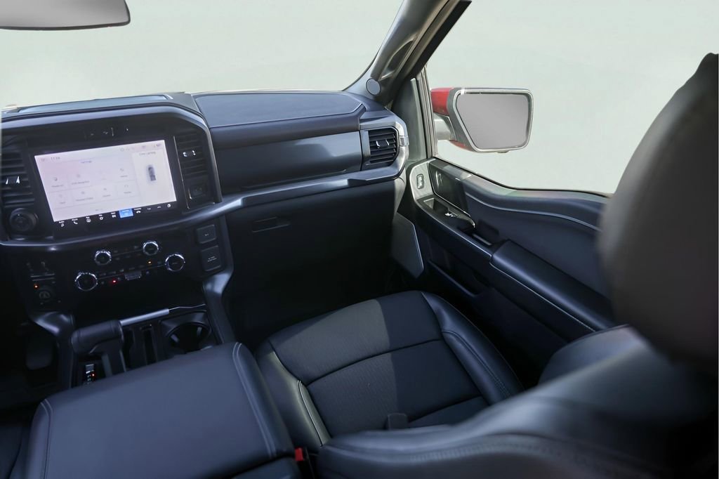 Used 2025 Ford F150 Lariat w/ Equipment Group 502A High image 31