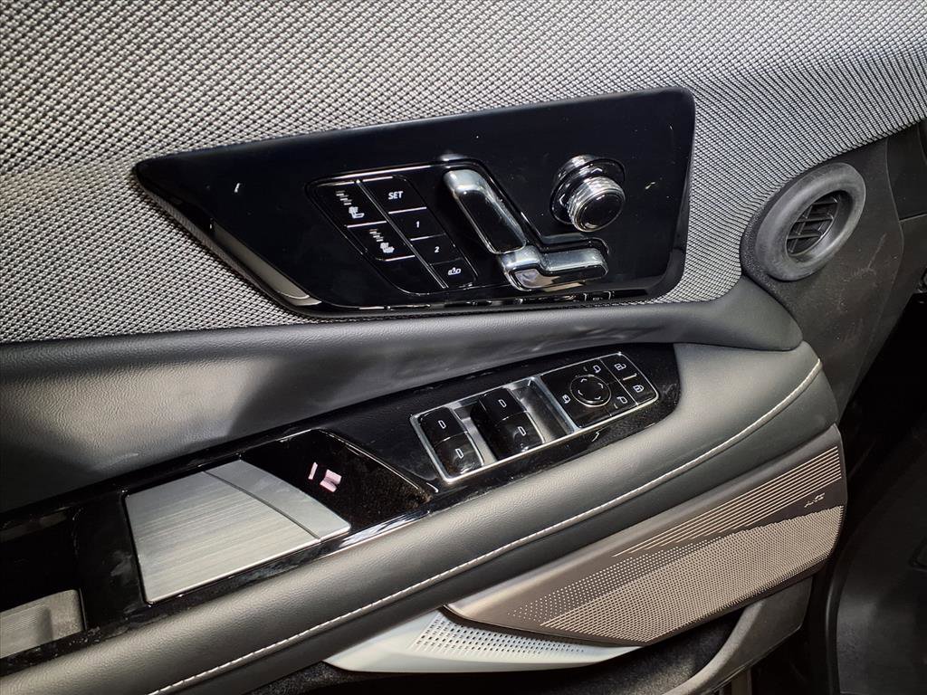 New 2026 Cadillac Optiq Sport 1 image 16