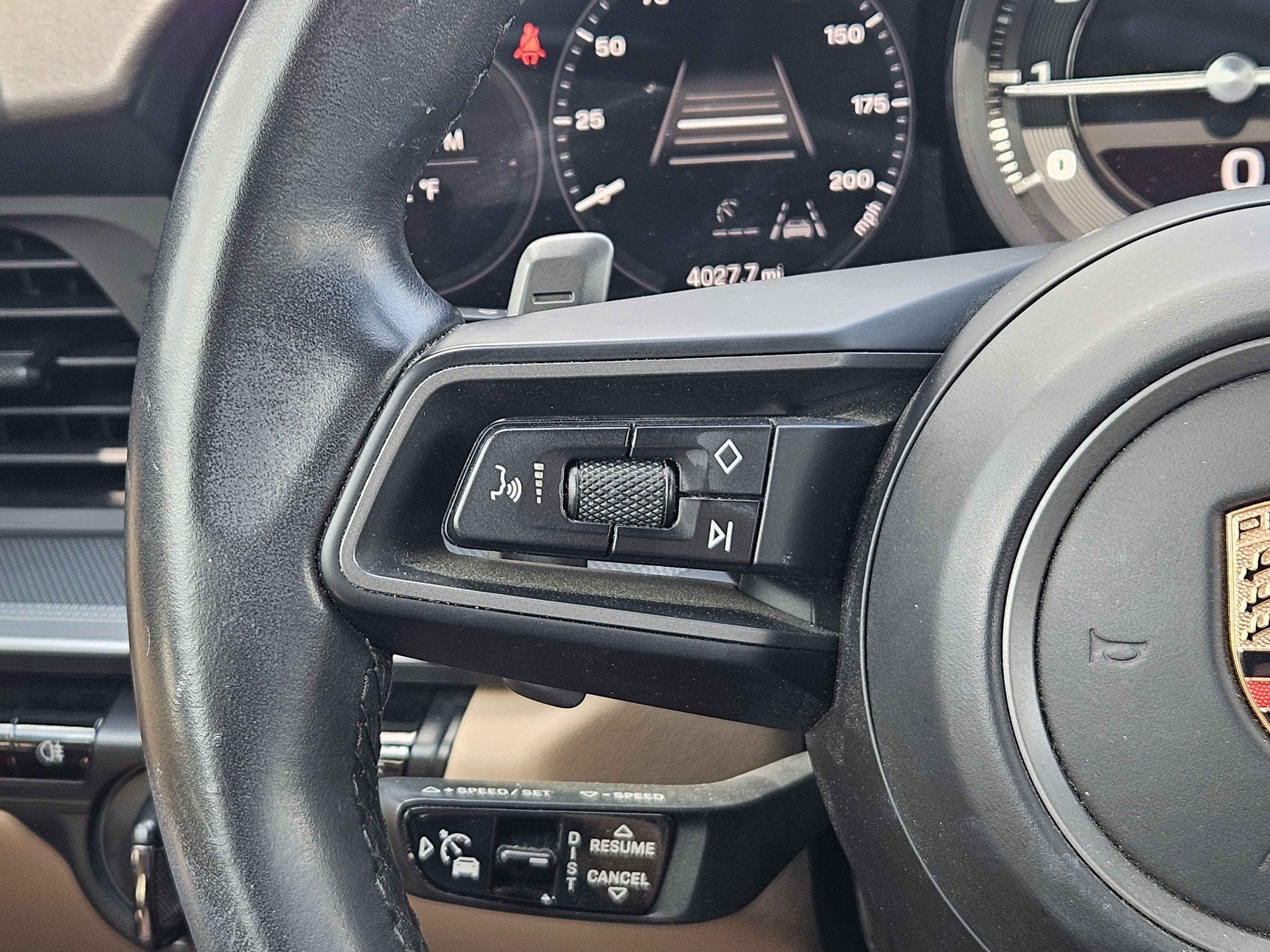Certified 2020 Porsche 911 Carrera 4S AWD/4WD image 27