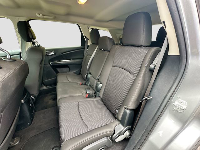 Used 2018 Dodge Journey SE image 24
