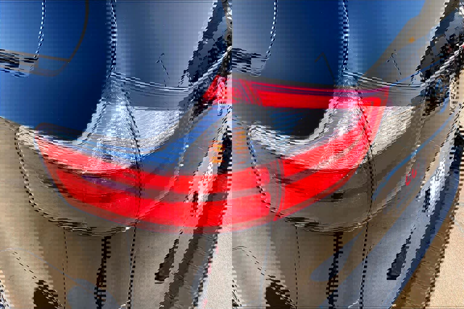 Used 2018 Toyota Sienna Limited Premium image 28