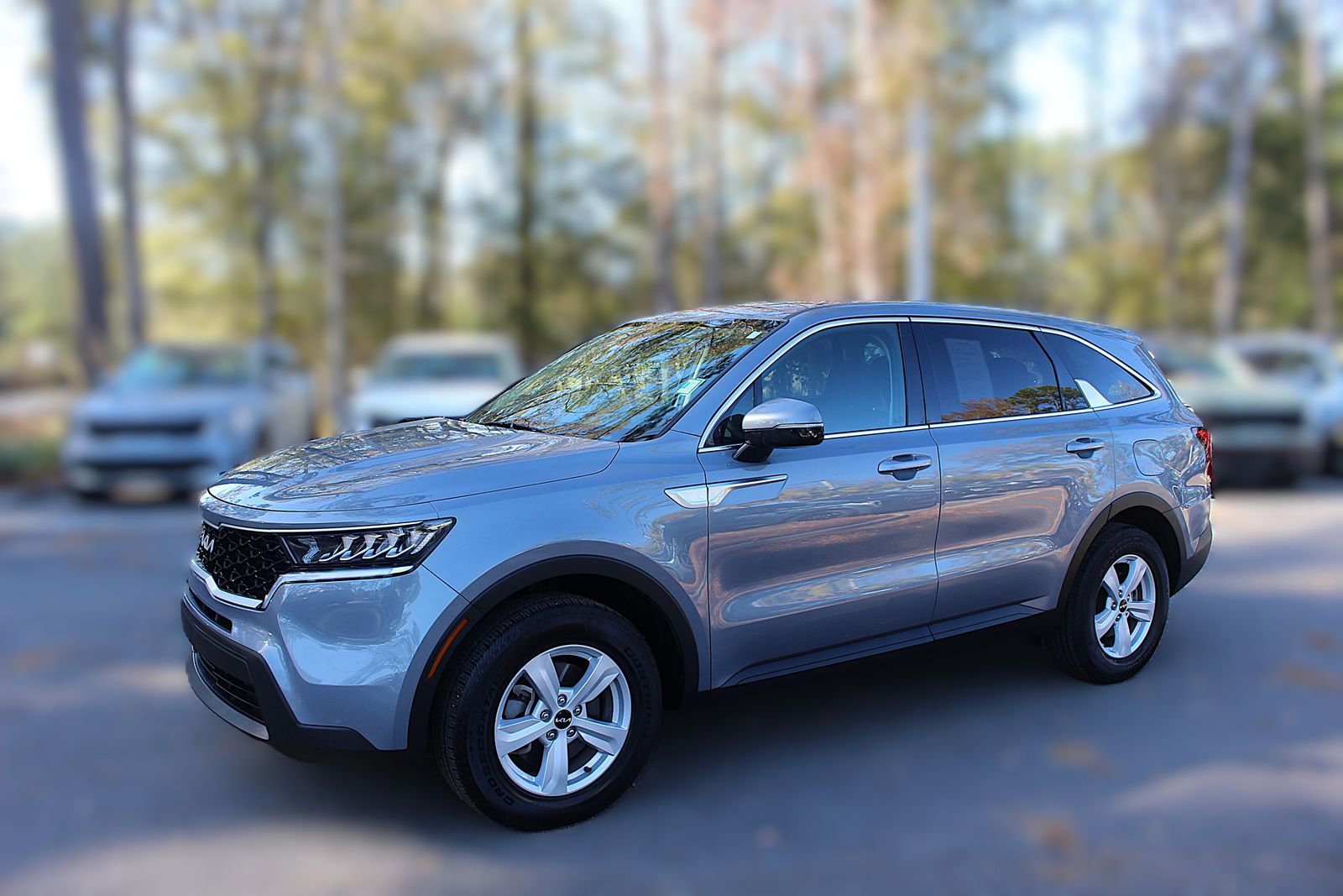 Used 2023 Kia Sorento LX image 5