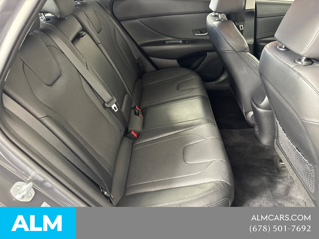 Used 2023 Hyundai Elantra Limited FWD image 18