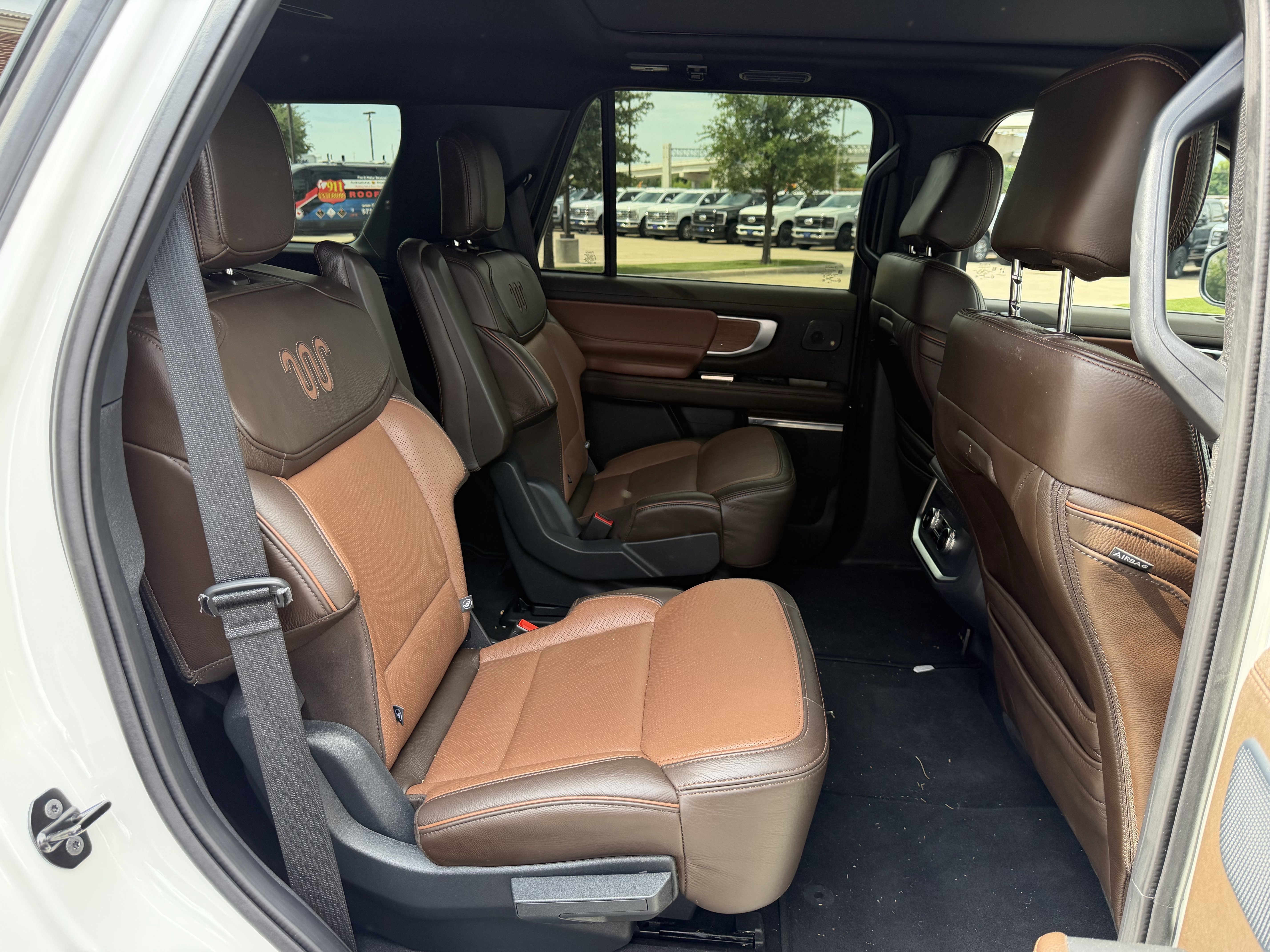 Used 2025 Ford Expedition King Ranch AWD/4WD image 32