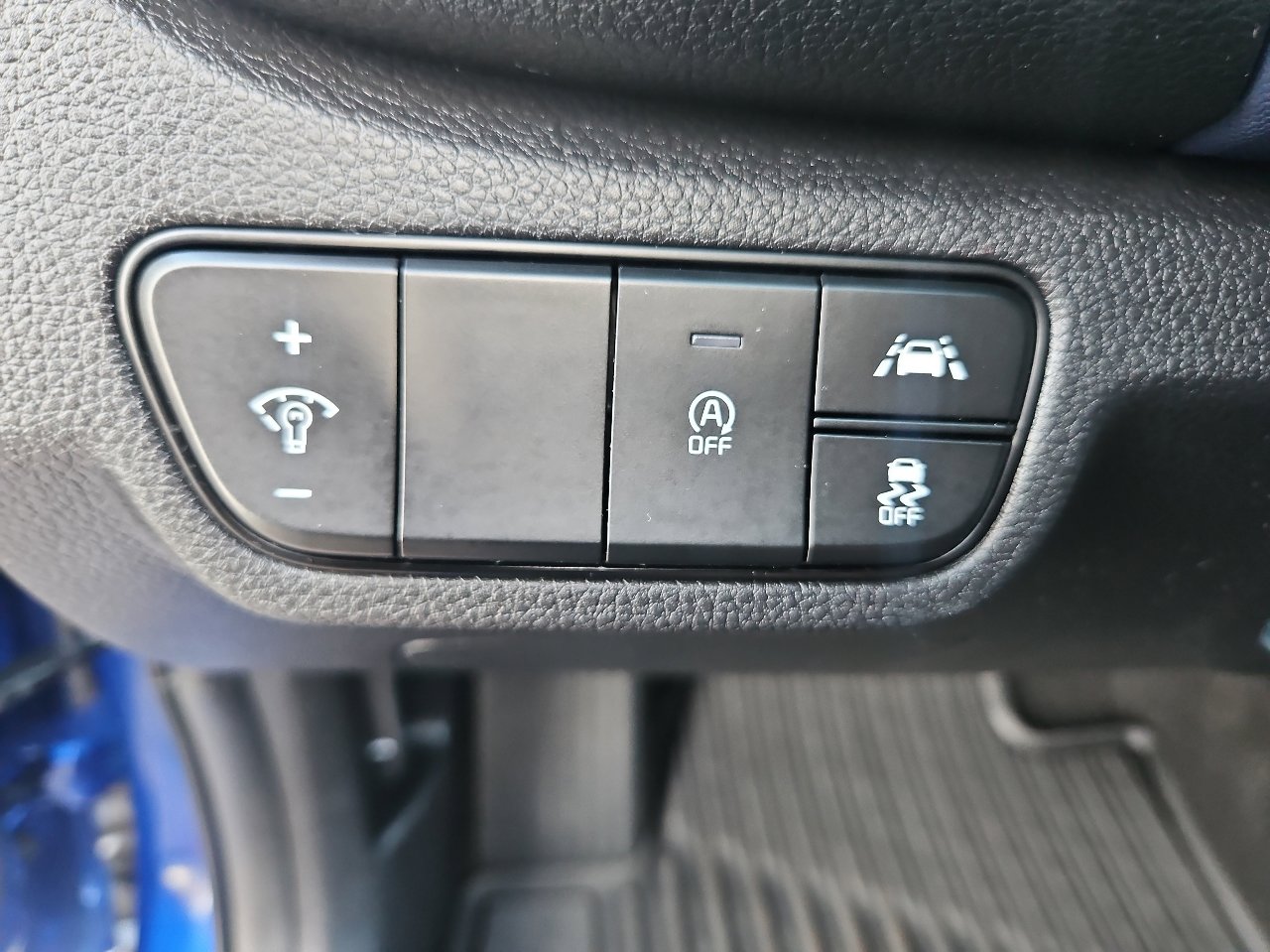 Used 2022 Kia Seltos Nightfall Edition image 24