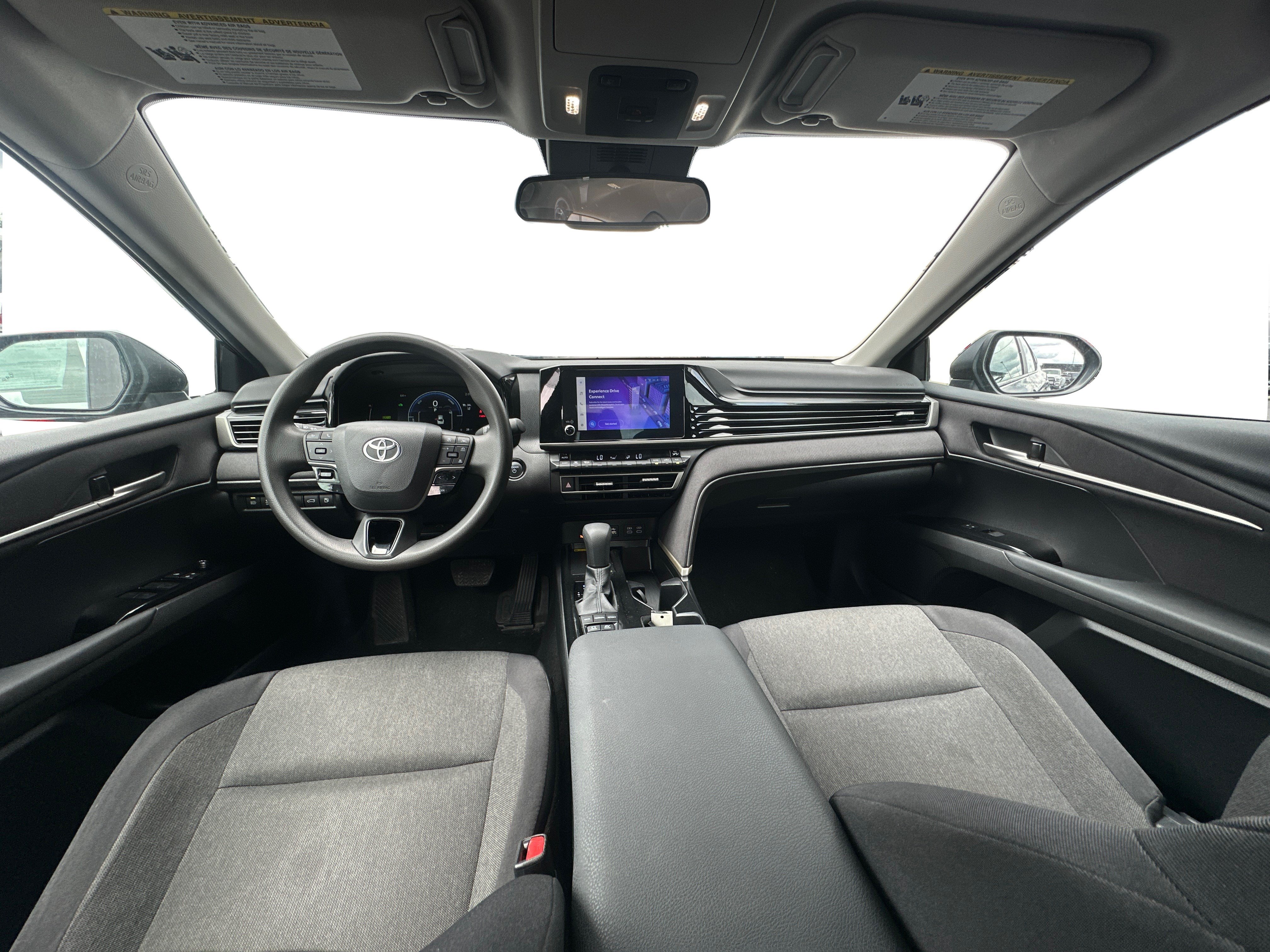 Used 2025 Toyota Camry LE FWD image 12