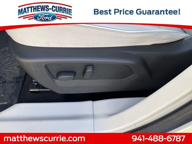 Used 2023 Buick Envision Avenir image 10