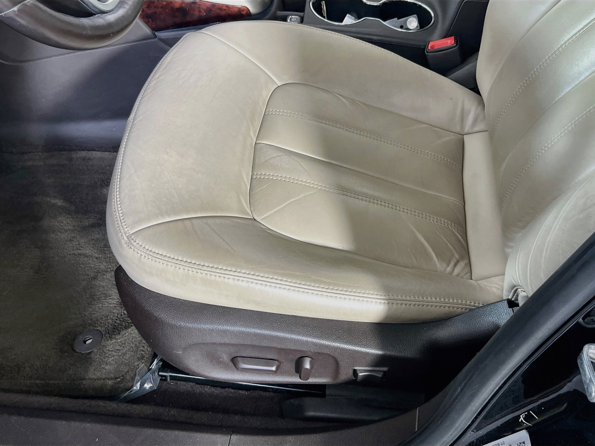 Used 2016 Buick Verano Leather w/ Experience Buick Package FWD image 18
