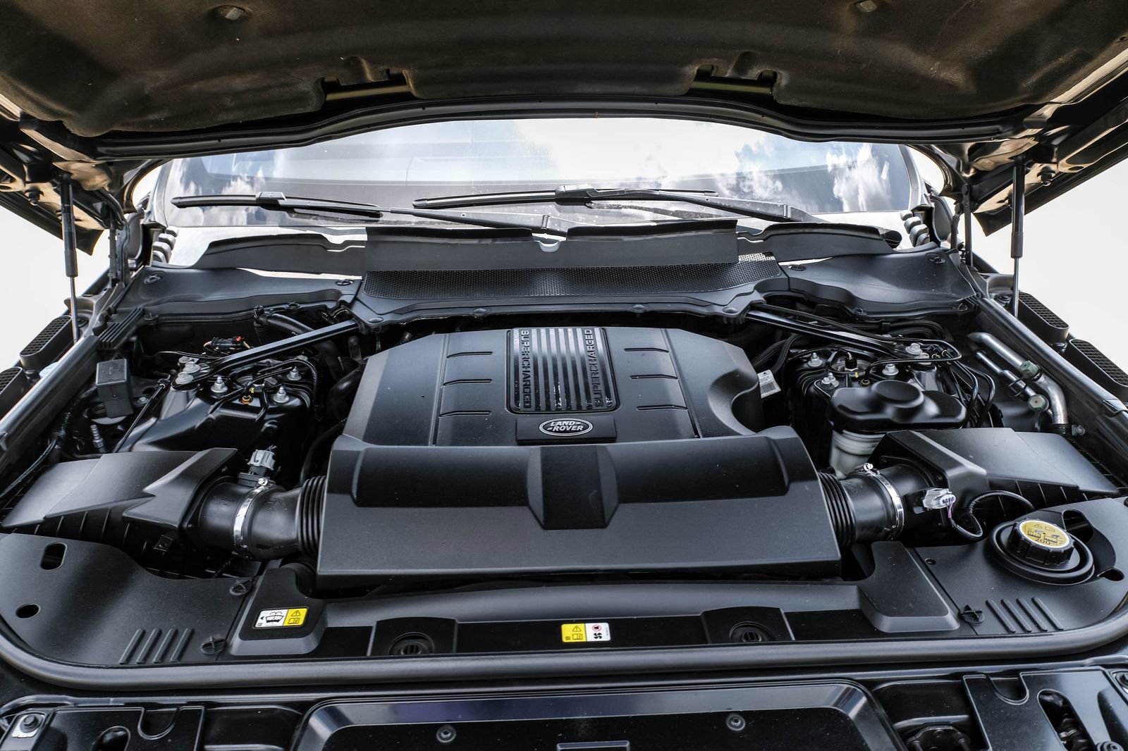 Used 2019 Land Rover Range Rover Sport Supercharged AWD/4WD image 43