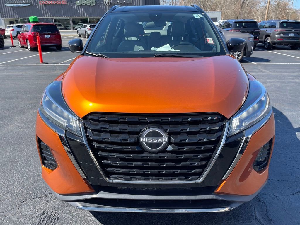 Used 2023 Nissan Kicks SR w/ SR Premium Package image 5