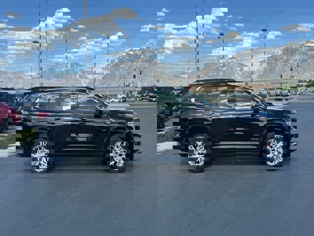 Certified 2024 GMC Acadia Elevation image 26