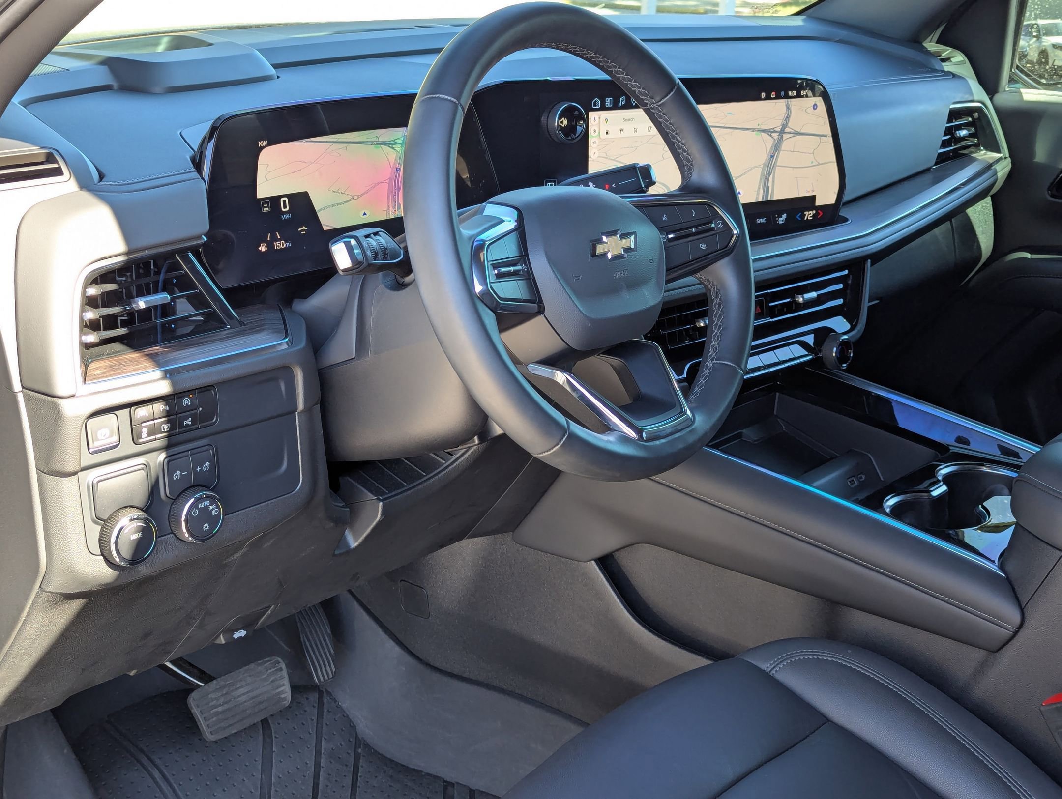 Used 2025 Chevrolet Tahoe LT image 13