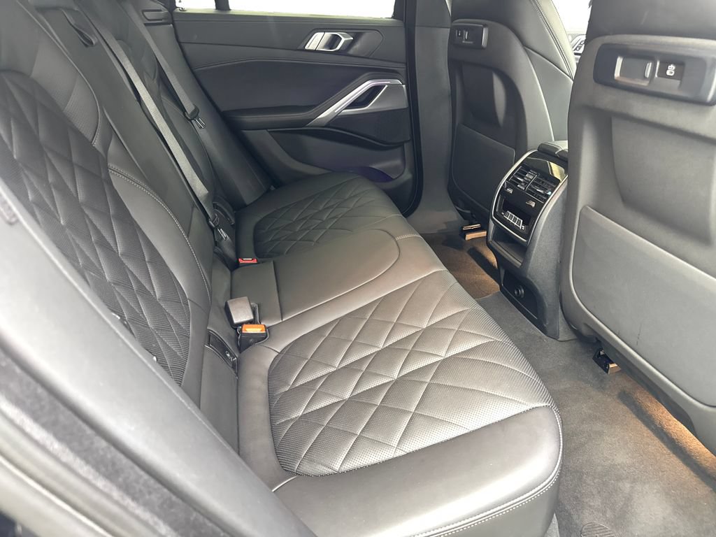 Used 2023 BMW X6 xDrive40i w/ M Sport Package AWD/4WD image 40