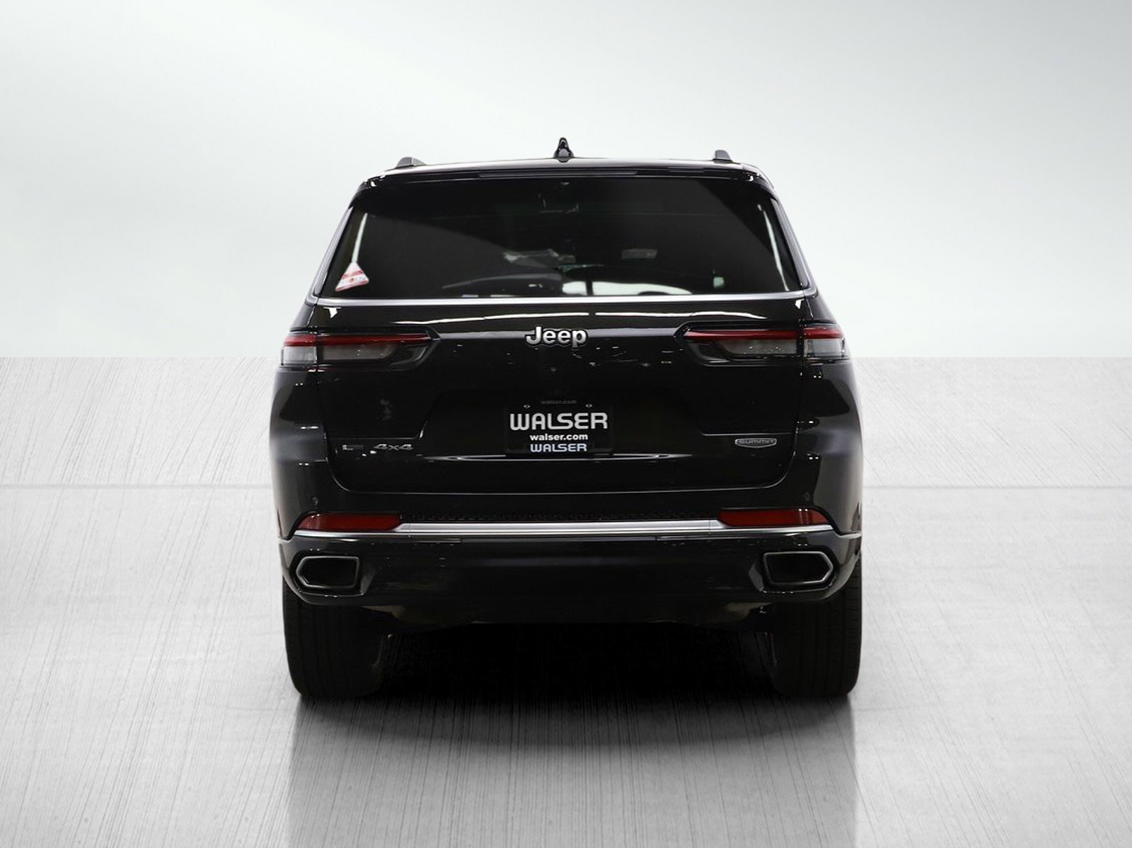 Used 2023 Jeep Grand Cherokee L Summit image 4