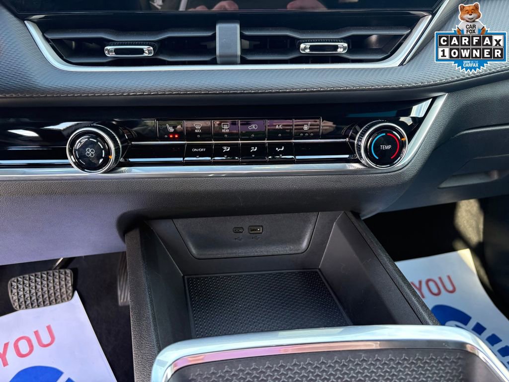 Used 2025 Chevrolet Equinox LT image 22