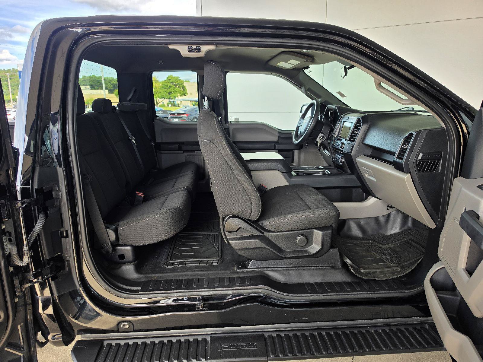 Used 2018 Ford F150 XL w/ Equipment Group 101A Mid AWD/4WD image 8