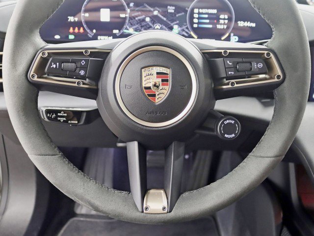 Used 2024 Porsche Taycan 4S image 16