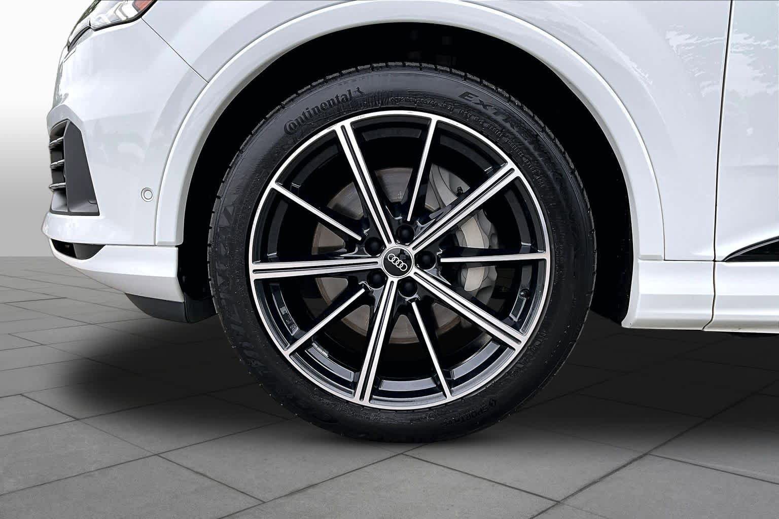 Used 2021 Audi Q7 3.0T Prestige AWD/4WD image 10