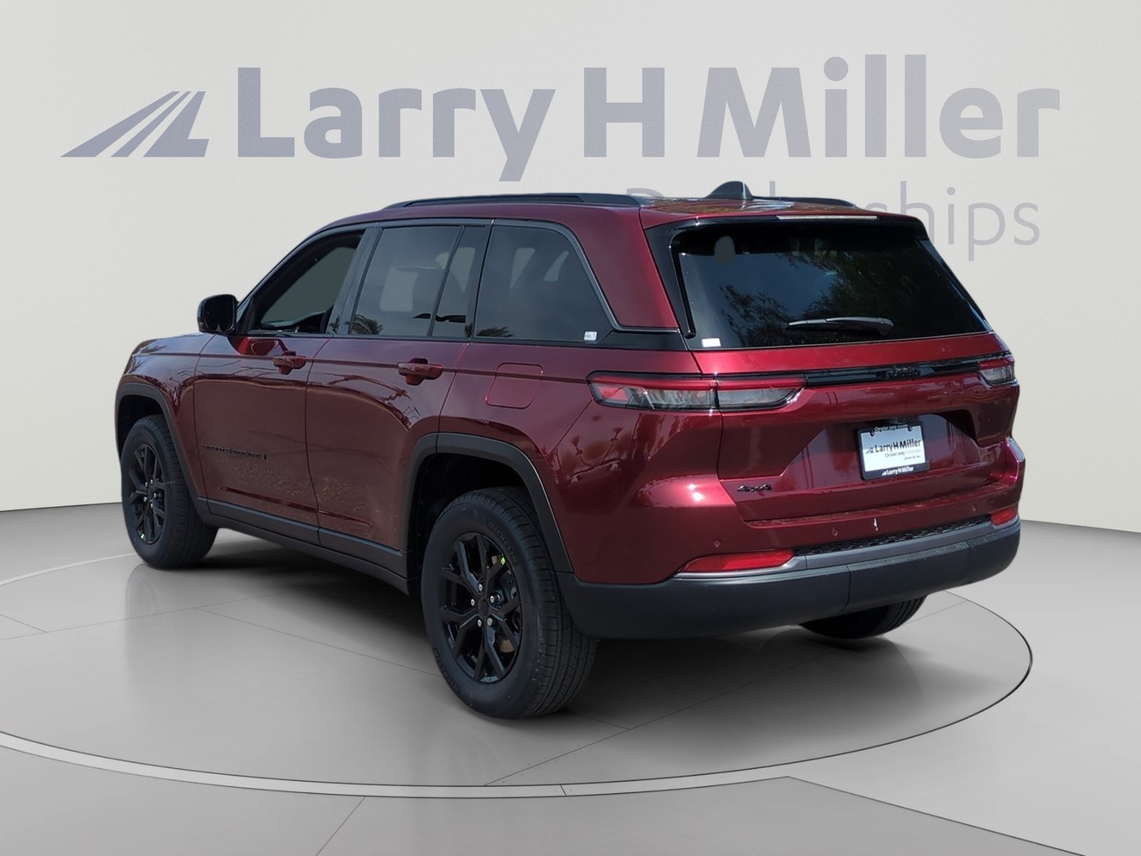 New 2026 Jeep Grand Cherokee Altitude AWD/4WD image 3