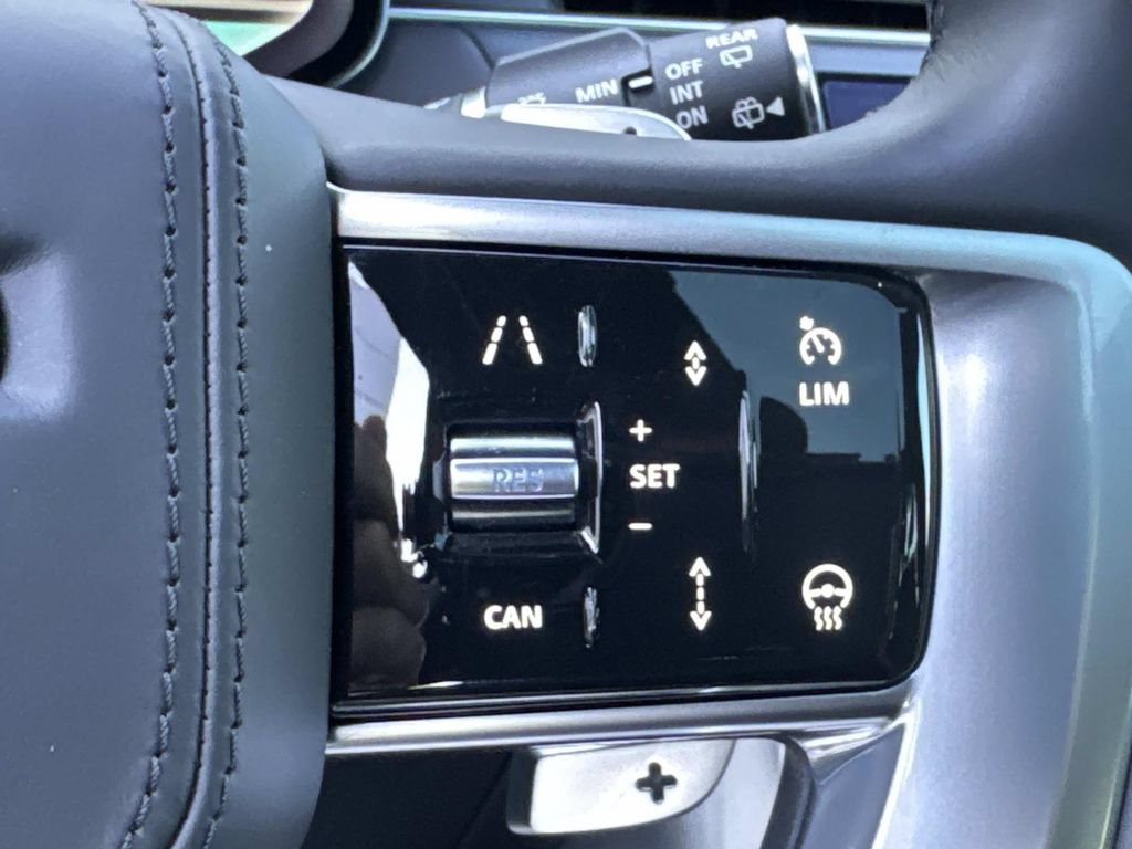 Certified 2023 Land Rover Range Rover SE AWD/4WD image 29