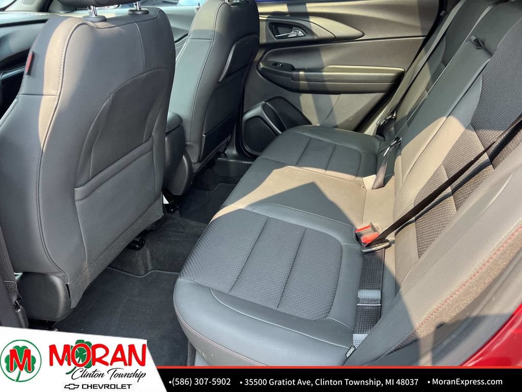 Certified 2021 Chevrolet TrailBlazer RS w/ Sun and Liftgate Package AWD/4WD image 14