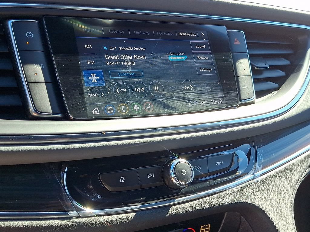 Used 2024 Buick Enclave Essence w/ Technology Package AWD/4WD image 23