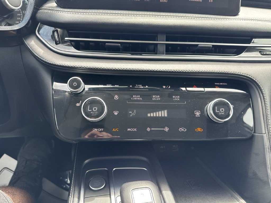 Used 2023 INFINITI QX60 Pure AWD/4WD image 25