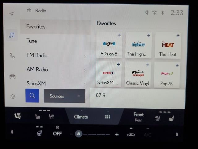 Used 2024 Lexus RX 350 Premium w/ Accessory Package (Z1) image 18