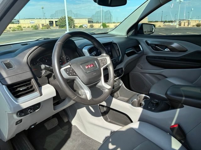 Used 2022 GMC Terrain SLT FWD image 9